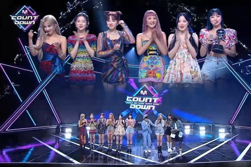 Thực hư sân khấu nhận cúp No.1 M!Countdown 'vườn không nhà trống' của (G)I-DLE, nghệ sĩ khác không ra chúc mừng?