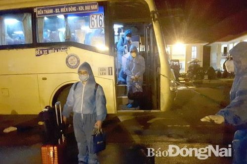 330 công dân về từ nước ngoài được cách ly tại Trung đoàn Đồng Nai