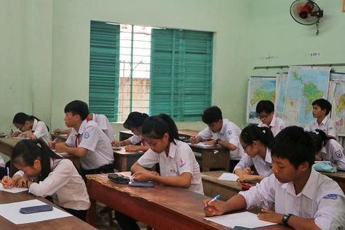 Cấm lợi dụng danh nghĩa ban đại diện cha mẹ học sinh để thu các khoản ngoài quy định