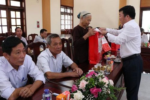 T.X Phổ Yên: Gặp mặt nhân Kỷ niệm 75 năm ngày thành lập chính quyền cách mạng