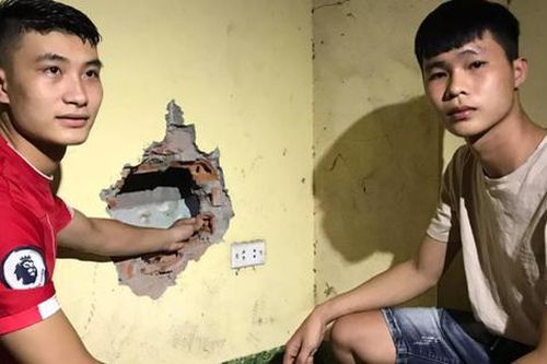Đề nghị khen thưởng 5 công dân cứu bé sơ sinh bị bỏ rơi dưới khe tường giữa 2 nhà
