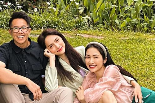 Hương Giang vừa kỷ niệm hai tháng hẹn hò, Hòa Minzy đã vào 'đòi nợ' ngay và luôn