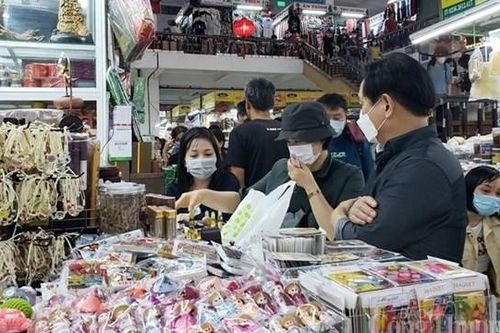 Tự cứu mình trước đại dịch Covid-19
