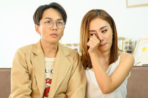 Miko Lan Trinh: 'Tôi sốc khi lần đầu chạm vào người yêu chuyển giới'