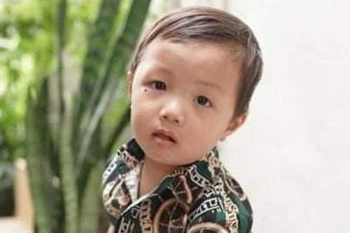 Bé trai 2 tuổi mất tích khi đi chơi với bố