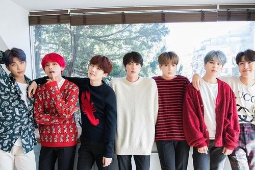 BXH Nhóm nhạc Kpop tháng 8: BTS cách biệt gấp đôi Blackpink