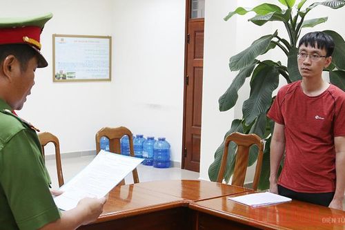 Tạm giữ nhân viên ngân hàng lừa đảo, chiếm đoạt gần 15 tỷ đồng