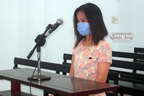 Chồng 'dắt' vợ… vào tù!