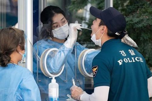 Singapore phát hiện biến thể mới của virus SARS-CoV-2