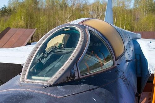 Soi chi tiết 'không đụng hàng' trên tiêm kích nhanh nhất thế giới MiG-25PU