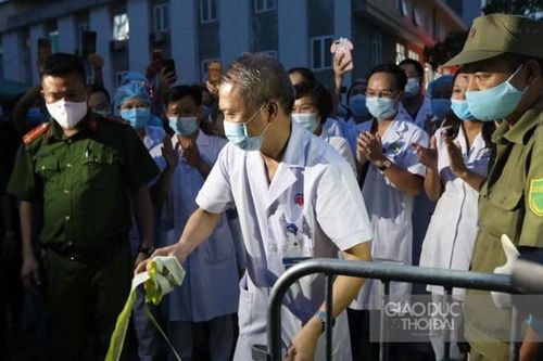 Vì sao 'xét nghiệm nhầm' trường hợp tại Bệnh viện E?