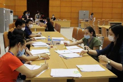 Hà Nội hoàn thành công tác chấm thi tốt nghiệp THPT 2020