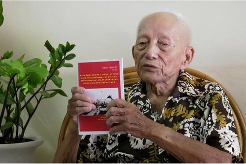 Những người phất ngọn cờ hồng (bài 2)