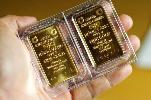 Giá vàng trong nước 'nhảy múa' ngay trong tháng cô hồn