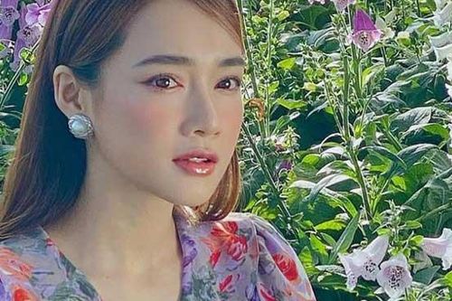 Nhã Phương bất ngờ chia sẻ tâm trạng khiến fan lo ngại về Trường Giang