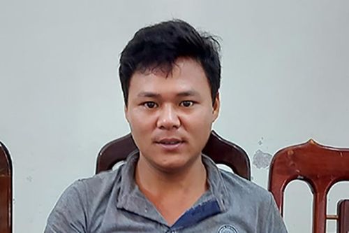 Bắt giữ nghịch tử dùng dao chém mẹ đẻ nguy kịch