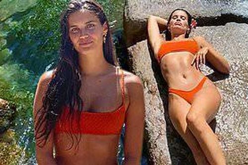 Thiên thần nội y Sara Sampaio diện bikini tắm nắng