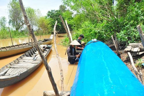 Dân đầu nguồn Đồng Tháp mỏi mòn chờ lũ