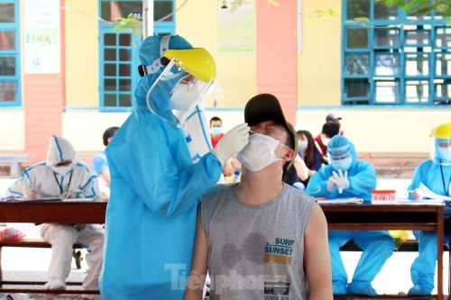 Đà Nẵng xét nghiệm SARS-CoV-2 cho người nước ngoài sống trên địa bàn