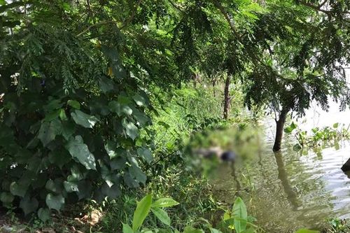 Tìm thân nhân cho thi thể thanh niên trôi dưới rạch Gò Dưa