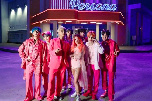 MV 'Boy With Luv' cán mốc 900 triệu view, bổ sung thành tích cho BTS ngay dịp comeback