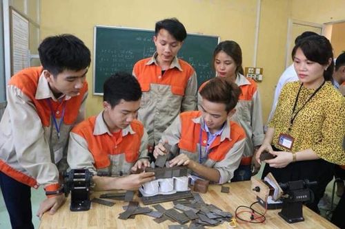 Học nghề - ngã rẽ mới cho tương lai