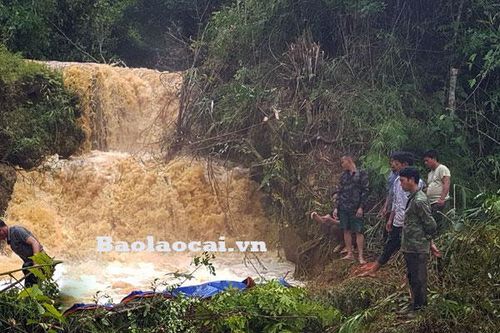 Đã tìm thấy 2 nạn nhân bị lũ cuốn ở Bắc Hà và Si Ma Cai