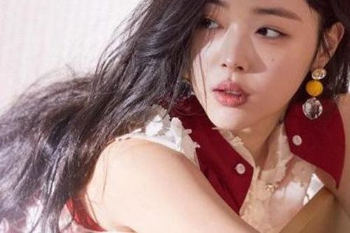 Phụ nữ càng 'nắm chặt' 3 thứ này đàn ông càng say mê, nghiện bạn cả đời