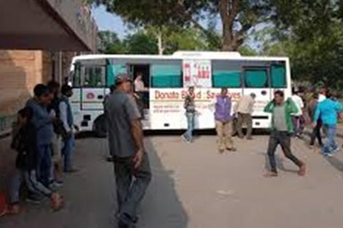 Ấn Độ: Bị bắt vì mang kiếm và chanh vào viện để... 'giải thoát linh hồn' người thân