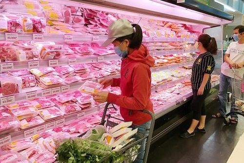 Bình Dương, Đồng Nai: Giá heo tại siêu thị giảm