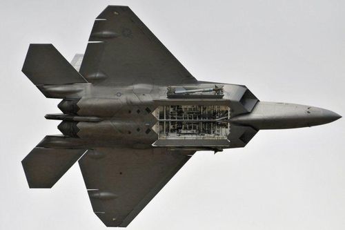 Mỹ khởi động gói hiện đại hóa ARES cho tiêm kích F-22