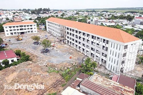 Gấp rút hoàn thành nhiều công trình mới