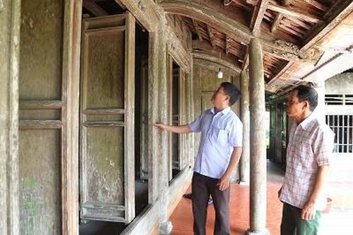 An yên dưới những mái nhà cổ