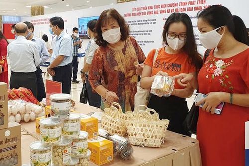 Phát triển vững chắc thị trường nội địa