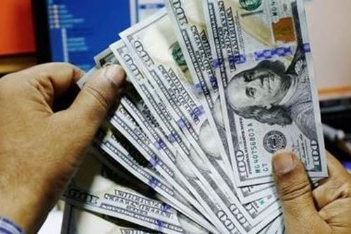 Vị thế thống trị của đồng USD đang lung lay?