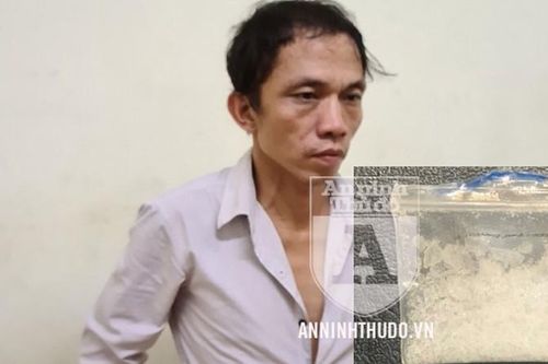 Bi hài vụ người đàn ông lộ ma túy vì... không vào được nhà