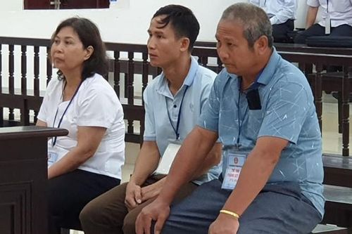 Vụ 'phù phép' đất tại Ba Vì: Nhiều người liên quan 'chống lệnh' tòa