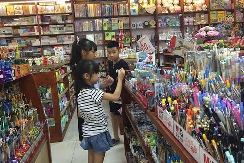 Thị trường đồ dùng học tập trầm lắng