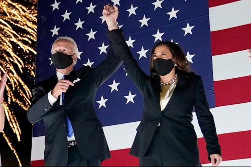 Đại hội đảng Dân chủ mang lại cú hích lớn cho ông Biden