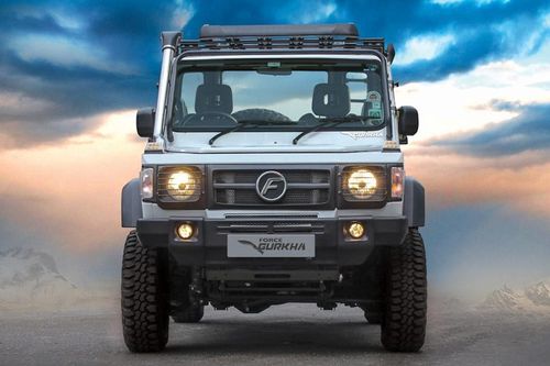 Force Gurkha - chiếc SUV mang kiểu dáng Mercedes G-Class