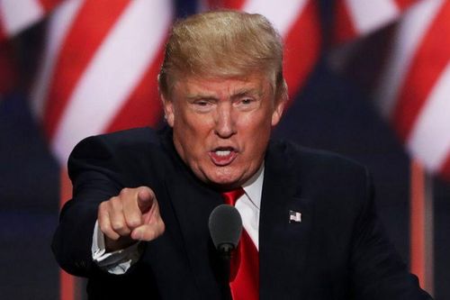 Đại hội đảng Dân chủ trở thành cuộc tổng tấn công ông Trump