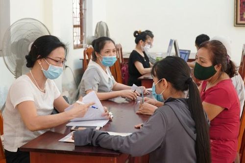 Tuyển sinh trực tuyến tại TP Vinh: Hạn chế tình trạng chọn lớp, chọn cô