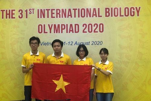 4/4 học sinh Việt Nam đoạt giải tại Olympic Sinh học quốc tế