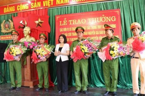 Bắc Ninh khen thưởng các đơn vị điều tra, giải cứu bé trai 2 tuổi