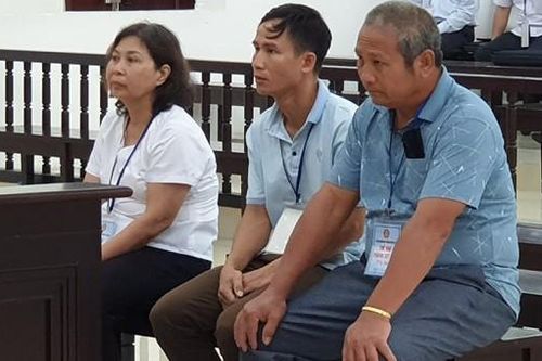 Vụ lợi dụng chức vụ ở Ba Vì: Nữ bị cáo khẳng định bản thân không có hành vi làm trái công vụ hay vụ lợi