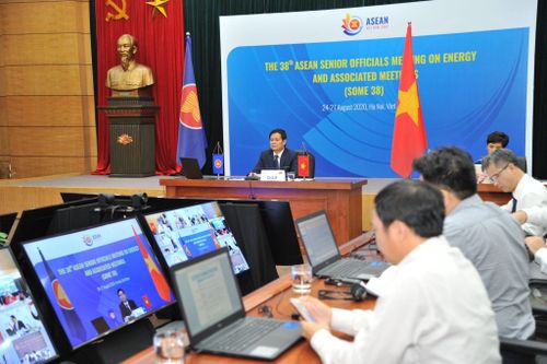 Đồng thuận cơ chế huy động vốn tư nhân trong truyền tải năng lượng trong khu vực