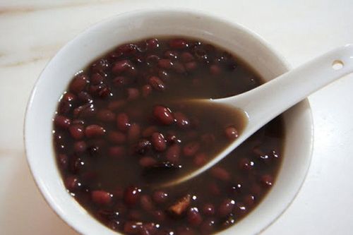 Vì sao nên ăn đậu đỏ trong lễ Thất Tịch?