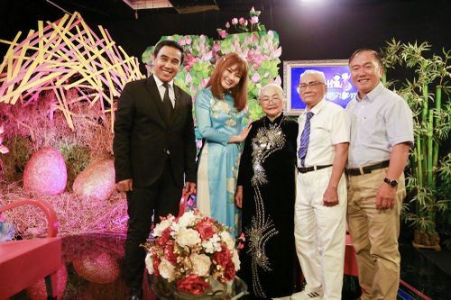 Cụ ông 90 tuổi hài hước kể về người vợ 'ghen nhất tỉnh'