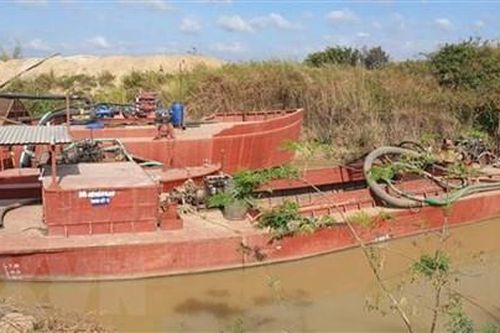 Đăng kiểm tàu cũ ở Đắk Lắk, Đắk Nông: Kỷ luật 5 cán bộ, đăng kiểm viên