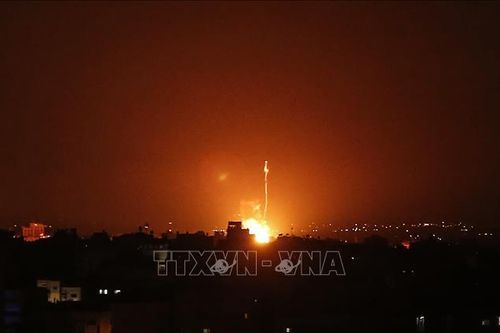 Israel tấn công trả đũa các mục tiêu của Hamas